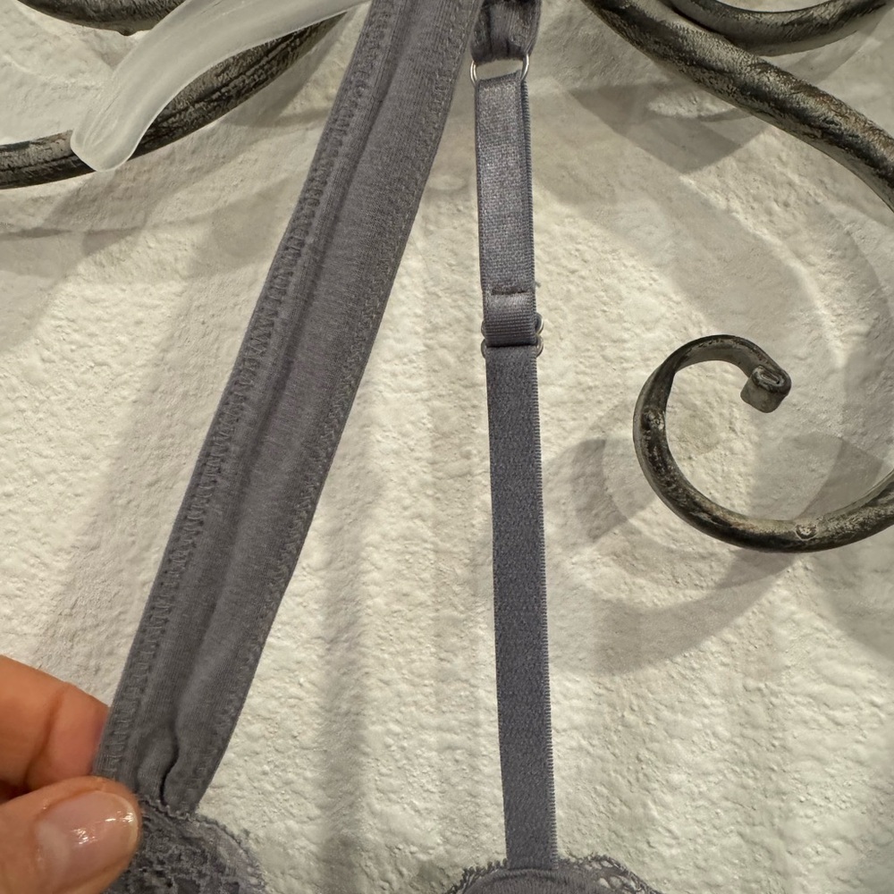 Soma Light gray Lace Pajama top - Picture 9 of 9